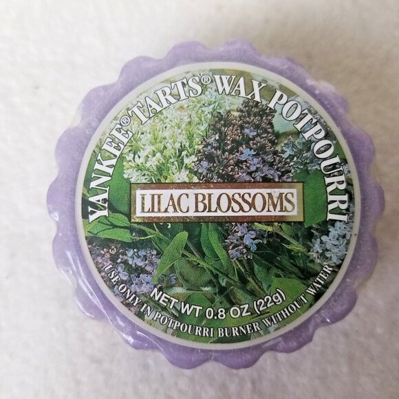 Yankee 4 Wax Tarts Melts sparkling snow lilac blossom seaside woods silver birch - Picture 2 of 6